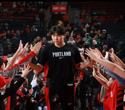 弗洛因德公,格雷茨卡因,背伤调整,欧亿体育,欧亿体育官网,欧亿体育官方,欧亿体育下载